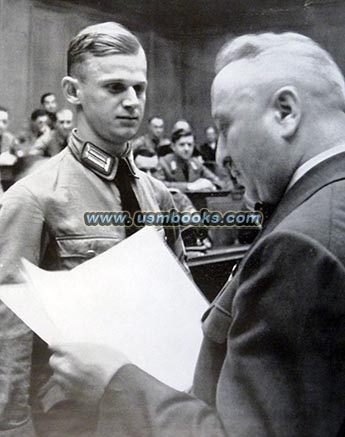 Reichsorganisationsleiter der NSDAP Dr. Robert Ley