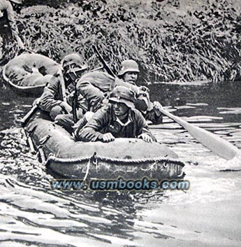 Nazi soldiers in rubber boats 1940